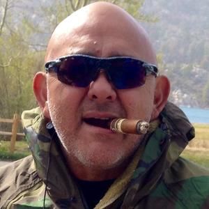 Meet your Posher, Joe